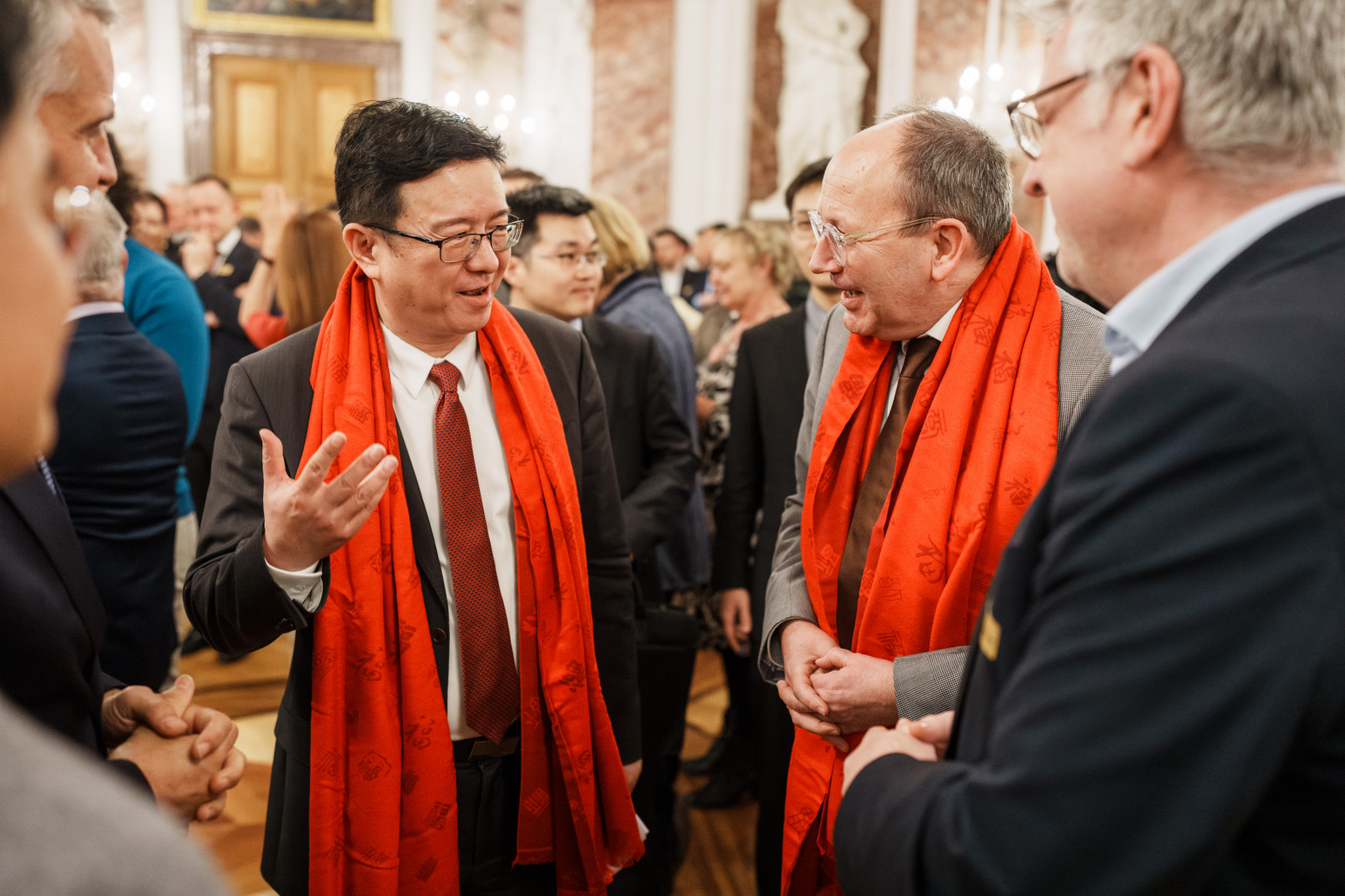 Schlegel und Partner beim 8. Baden-Württembergisch-Chinesischen Frühlingsfest im Mannheimer Barockschloss.