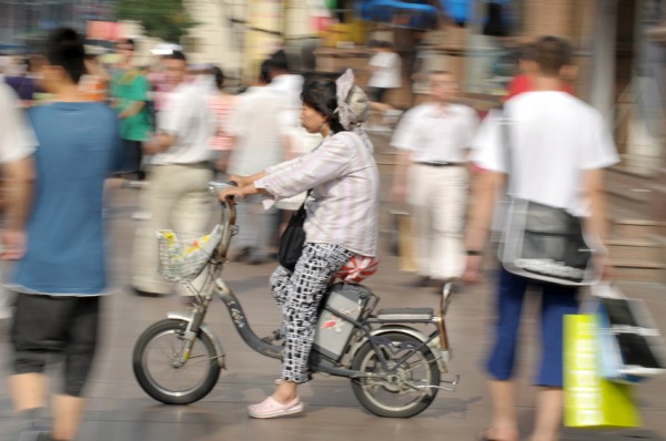 Chinas E-Bike-Boom auf Kosten der Umwelt - Schlegel und Partner in ZEIT ONLINE
